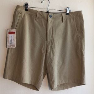 NWT Seapointe outdoor/swim shorts 34/M